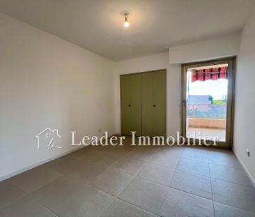 Location Appartement 2 pièces 44m² ANTIBES 06600 - Photo 3