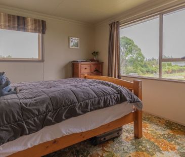 Spacious 6BR Family Haven in Temuka - Photo 6