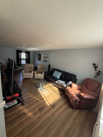 For Lease - 649 Albert Street Unit# 5, Waterloo, Ontario - Photo 2