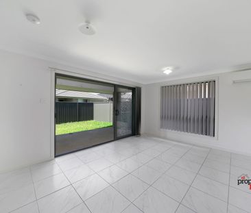 Beautifully Presented Home Ready to Rent - Photo 2