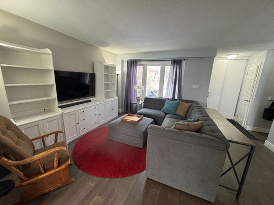 For Lease - 557 Dorchester Drive, Oshawa, Ontario - Photo 1