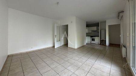 Location Appartement 2 pièces 49m² - Photo 5