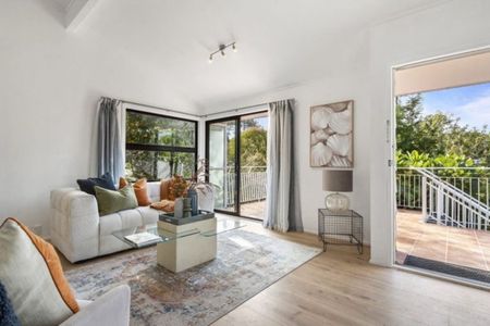 Welcome to your Private Oasis - Photo 2