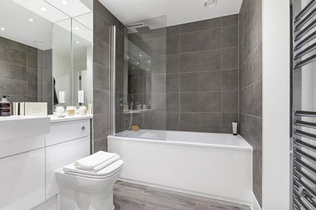 2 bedroom flat to rent - Photo 4