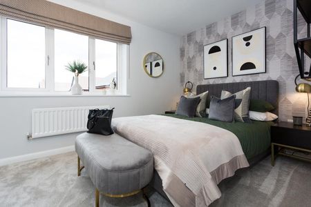 3 bedroom semi-detached house to rent - Photo 2