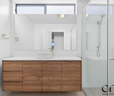 BRAND NEW 4 BEDROOM FAMILY HOME - Photo 4