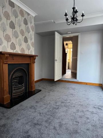 3 bedroom terraced house to rent - Photo 5