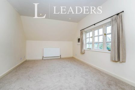 4 bedroom house to rent Coates, Cirencester, GL7 - Photo 3