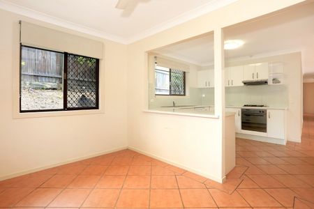 2 Mara Court, Ashmore QLD 4214 - House For Rent | Domain - Photo 4
