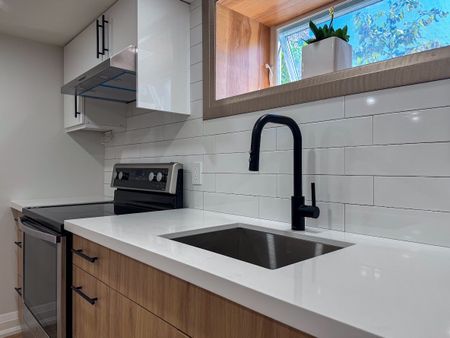 For Lease - 18 Sunset Trail Unit# Lower, Toronto, Ontario - Photo 4