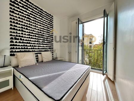 Flat for rent in Madrid (Centro) - Photo 2