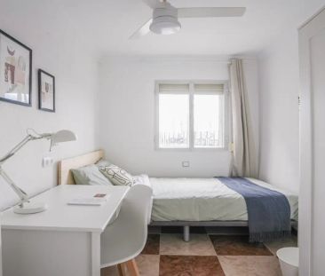 Room for rent in great apartment located in Madrid - Foto 5