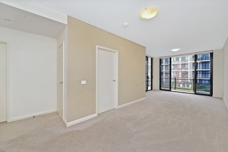 338/21 Marine Parade, 2127, Wentworth Point Nsw - Photo 3