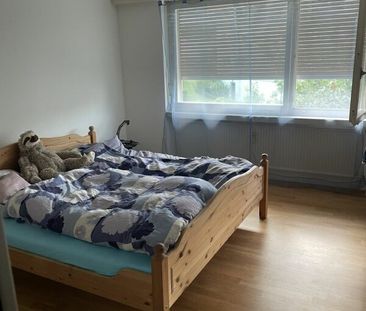 grosszügige 5.5 Zimmer-Altbauwohnung an ruhiger Lage - Photo 1