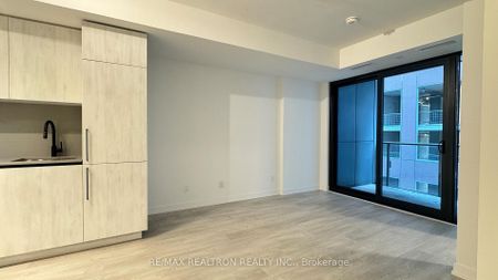For Lease - 35 Parliament Street Unit# 515, Toronto, Ontario - Photo 3