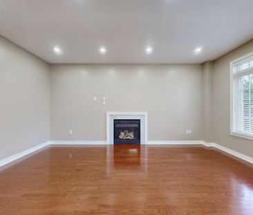 For Lease - 5421 Freshwater Drive, Mississauga, Ontario - Photo 4