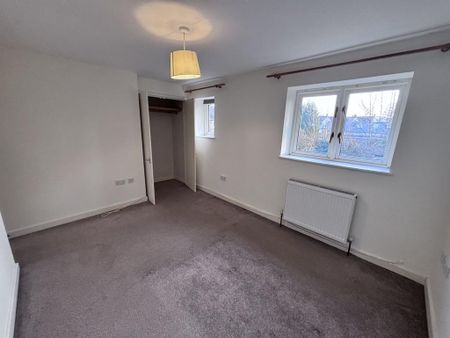 3 bedroom semi-detached house to rent - Photo 3