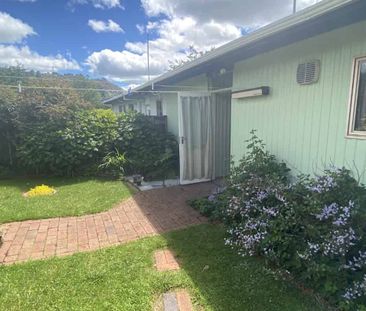 Warm & well kept - Photo 3