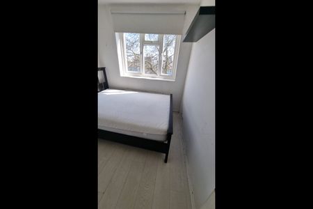 3 Bed Flat, Marcon Court, E8 - Photo 3