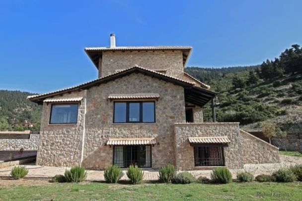 Μονοκατοικία για ενοικίαση Καλύβια (Αράχωβα) - Photo 1