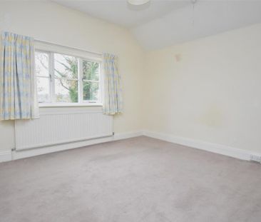 3 bedroom detached house to rent - Photo 4