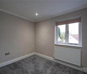 2 bedroom maisonette to rent - Photo 2