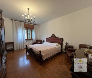 Quadrilocale via Martiri della Libertà, Centro Storico, Este - Photo 4