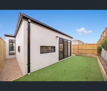 4 Vicosa Drive, Armstrong Creek, Vic 3217 - Photo 1