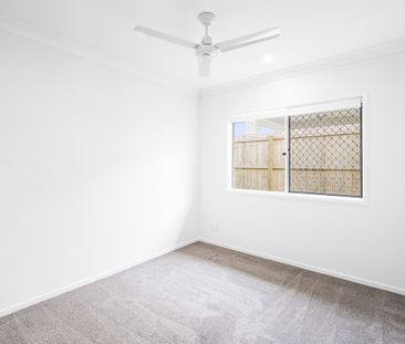 New Modern Contemporary Home for Rent - Split System A/C & Media Room - Photo 6