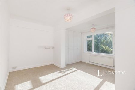 4 bedroom house to rent - Photo 5