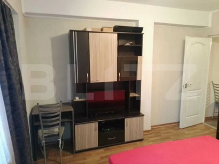 Apartament 1 camera, decomandat, 35mp, zona Grand Hotel Ital - Fotografie 3