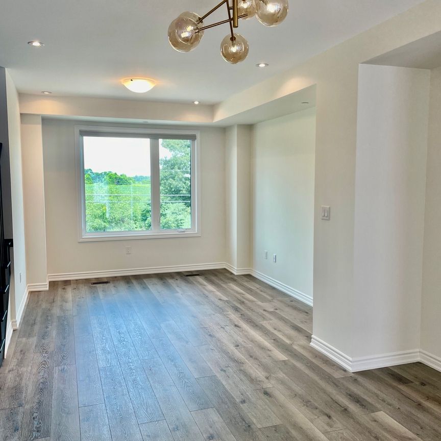 For Lease - 3165 Elgin Mills Road, Markham, Ontario - Photo 1