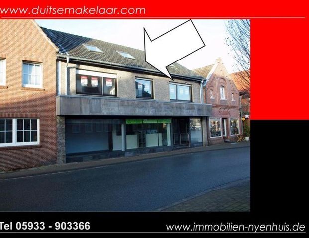 Geräumige Dachgeschosswohnung im Herzen von Lathen ** mit Einbauküche und Sauna ** Möglichkeit Garage hinzuzumieten ** kl. Haustiere erlaubt - Photo 1