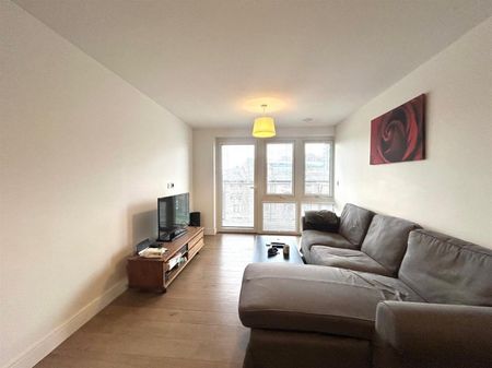 Kew Bridge Road, Brentford, TW8 - Photo 2