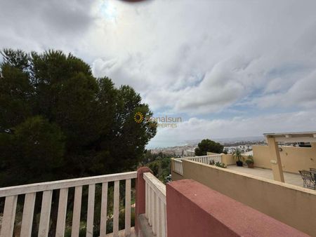 LONG TERM RENTALSFROM 1.1.26 BEAUTIFUL DUPLEX WITH SEA VIEWS IN EL HIGUERON (BENALMADENA PUEBLO) - Photo 5