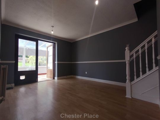 Springfields, Mickel Trafford - Photo 1