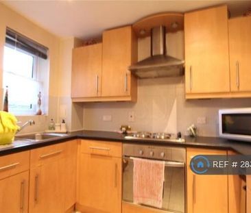 1 bedroom flat to rent - Photo 6