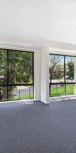 Spacious 3-Bedroom Home with Two Living Areas - Photo 3