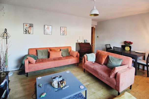 Tonsley Street, London, SW18 1BL - Photo 1