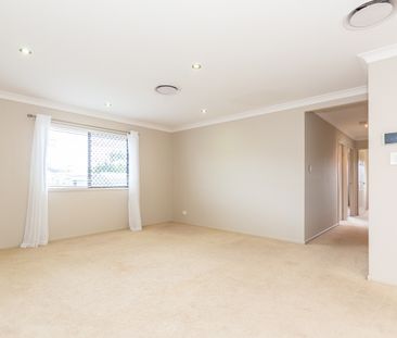 41 Central Avenue, Scarborough QLD 4020 - House For Rent | Domain - Photo 3