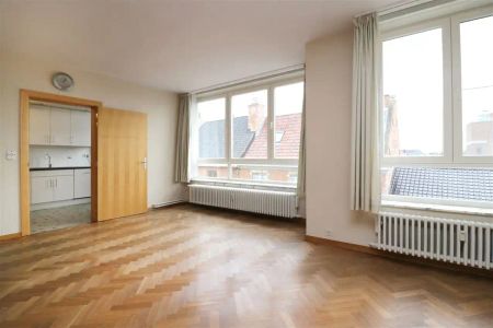 Karaktervol app. met 2 slpks en garage in hartje centrum - Photo 5