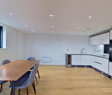 3 bedroom flat to rent - Photo 3