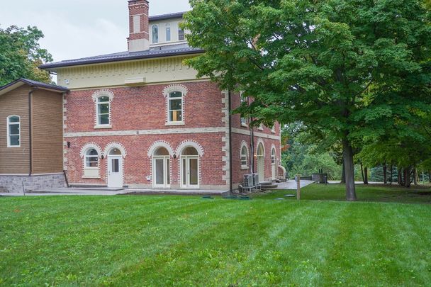 For Lease - 1614 Ridge Road Unit# 101, Oro-Medonte, Ontario - Photo 1