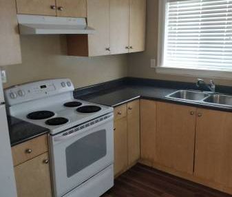 2Bedroom 1 Bath Basement for Rent $1800 - Photo 2