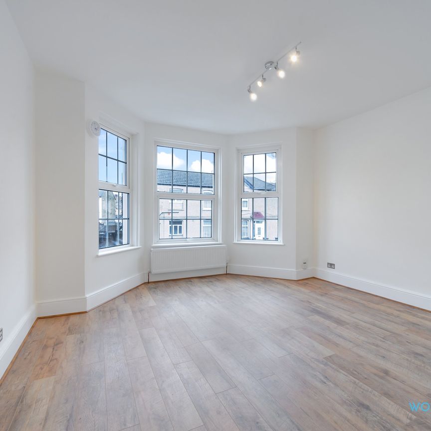 Russell Road, London, NW9 - Two Bedroom Flat To Rent - £450pw / £1,950pcm - Photo 1