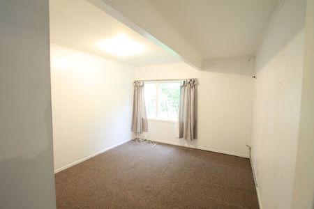 2 Bedrooms on Te Atatu Rd - Photo 5