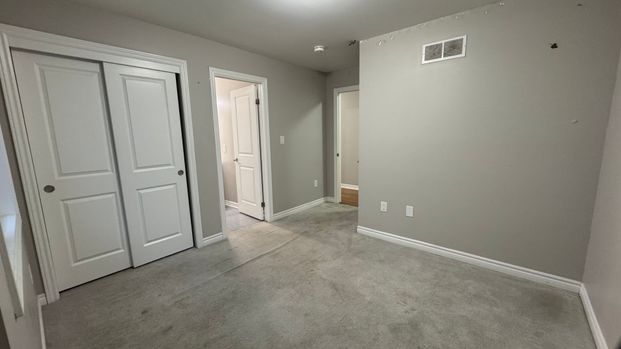 For Lease - 263 Louise Street, Welland, Ontario - Photo 1