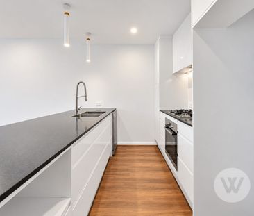 Contemporary Brompton Townhouse – City-Fringe Living at Its Best - Photo 4
