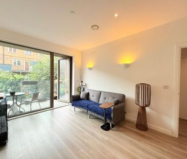 1 bedroom flat to rent - Photo 3