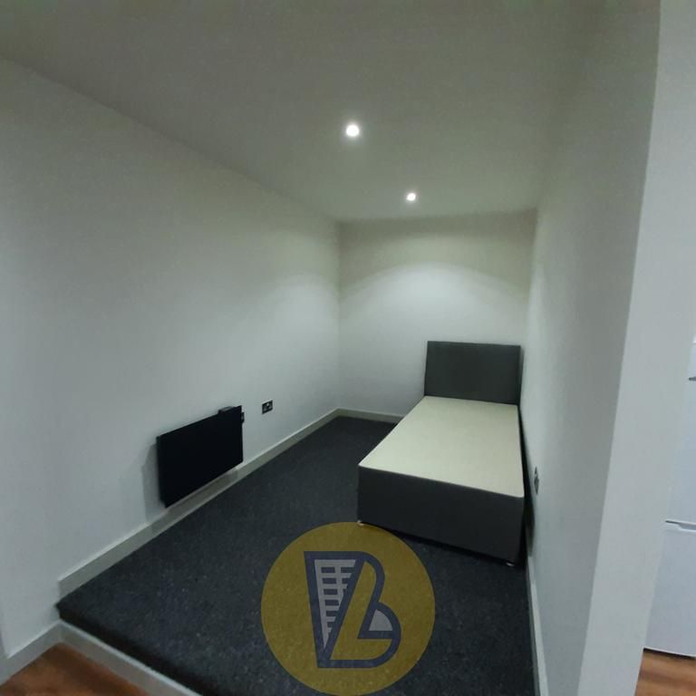 1 bedroom flat to rent - Photo 1
